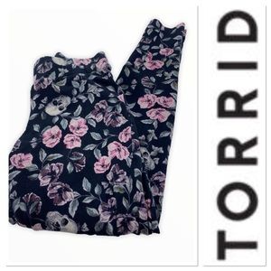 Torrid Floral and skull leggings